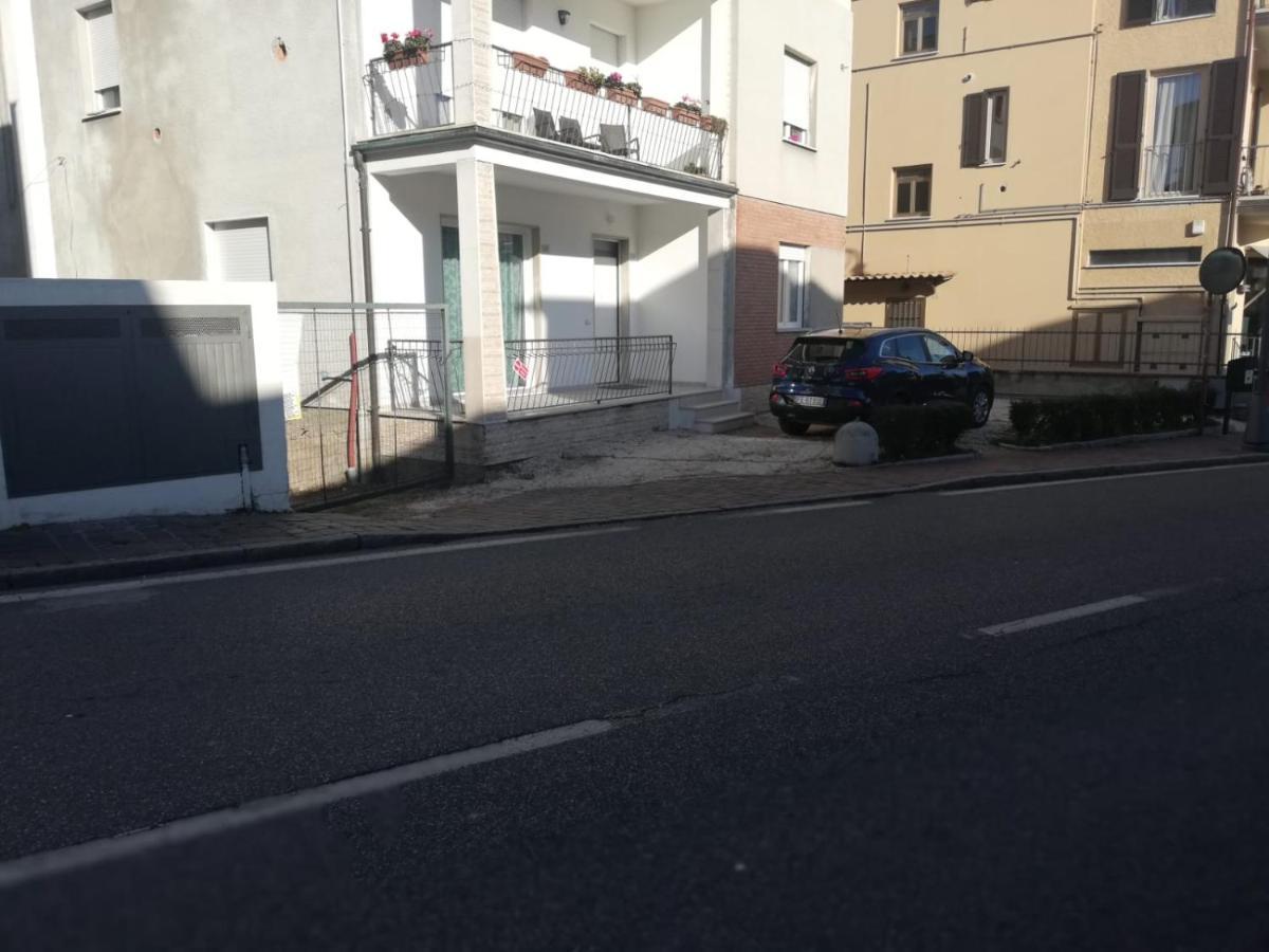Casa San Martino Apartment Moniga del Garda Bagian luar foto